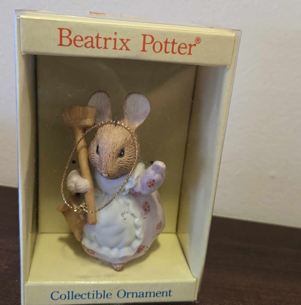 Vintage Beatrix Potter Ornament🐭